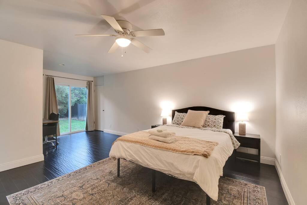 The Charming Home With A Pool ユバシティ エクステリア 写真